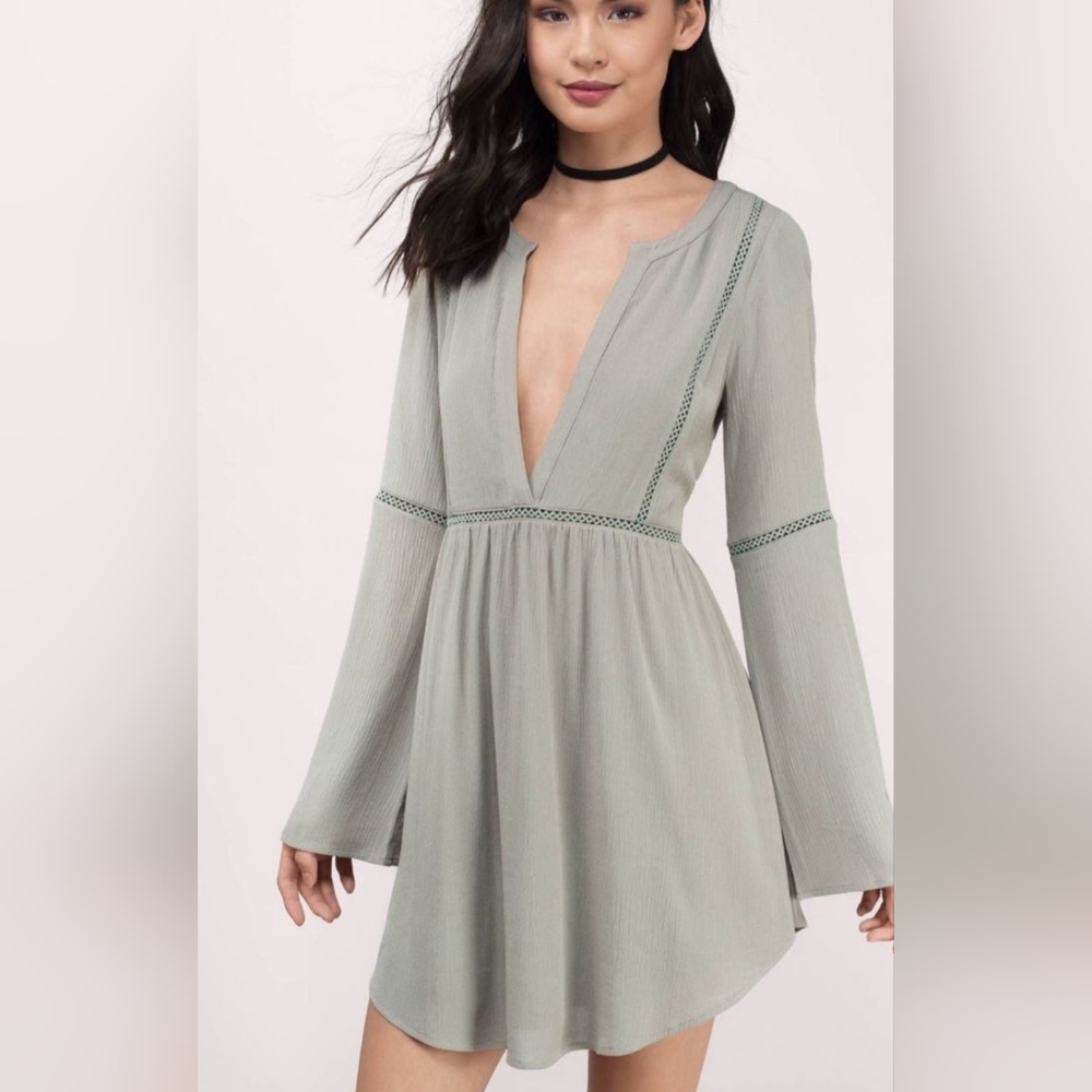 Tobi Trina Olive Plunging Shift Dress.